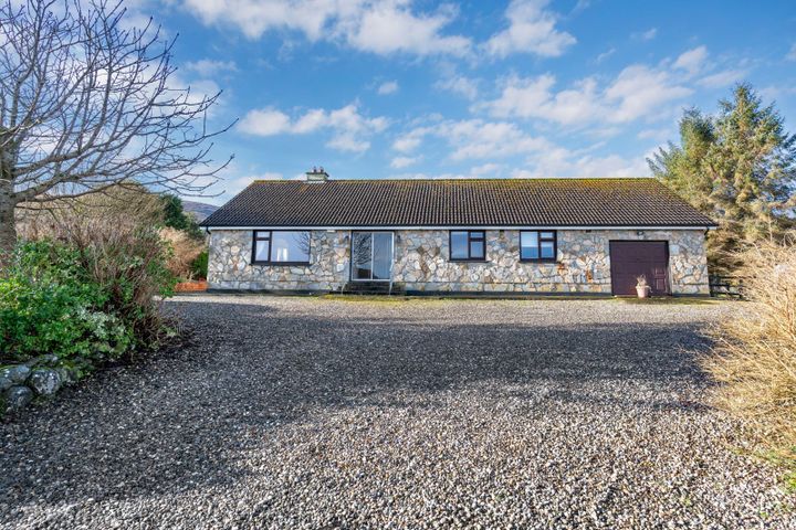 'Mountain Lodge' Ballinatona, Manor Kilbride, Blessington, Co. Wicklow, W91V9R7