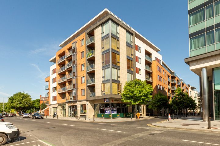 Castleway, Golden Lane, Dublin 2, Dublin 8