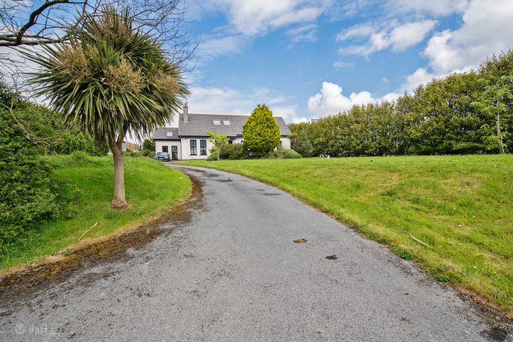 Well House, School Road, Upper Aghada, Aghada, Co. Cork, P25F446
