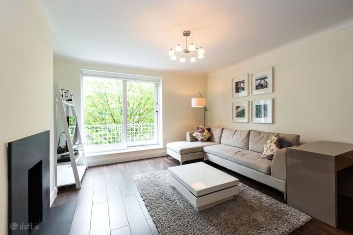 Earlsfort Court, Dublin 2