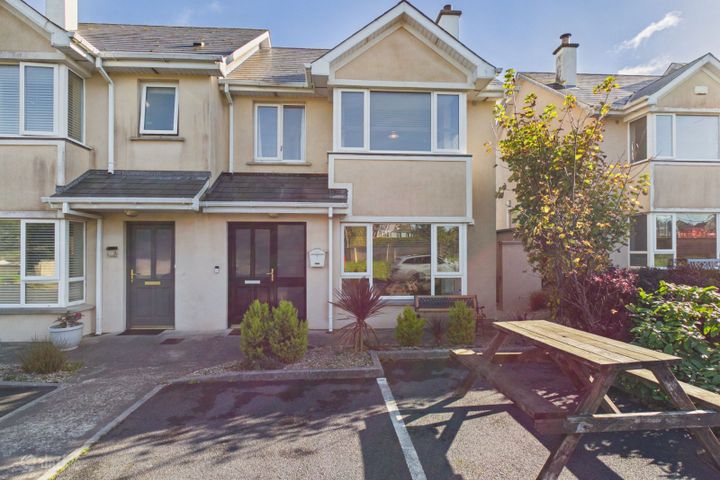 8 Ros Mhuire, Crobally Upper, Tramore, Co. Waterford, X91H3V6