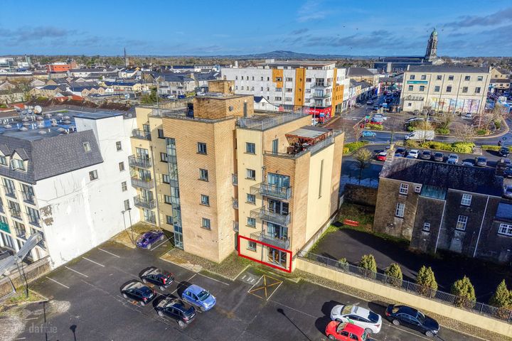 1 The Quays, Market Square, Longford, N39E797