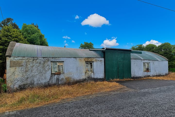 Cloonfad village, Cloonfad, Co. Roscommon