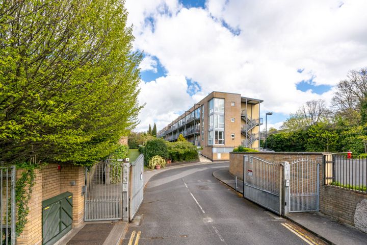 Griffith Hall, Drumcondra, Dublin 9