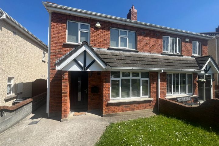 Grangebrook Avenue, Rathfarnham, Dublin 16
