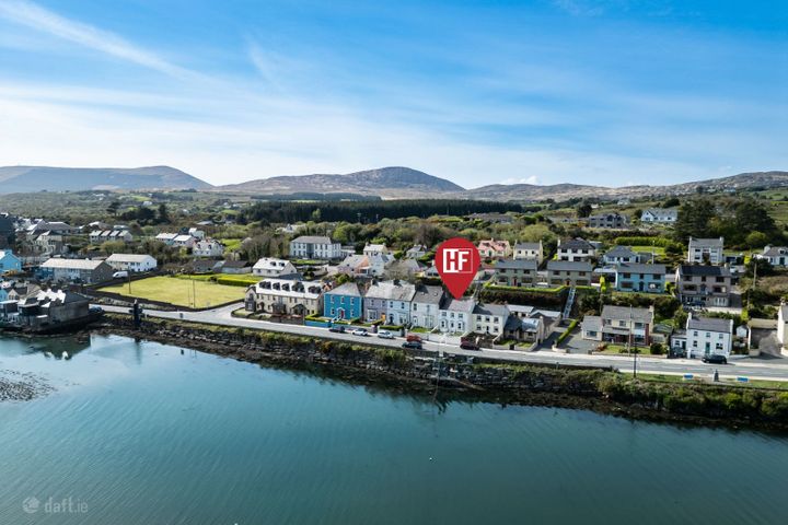 6 Seaview Terrace, Castletownbere, Co. Cork, P75AY63