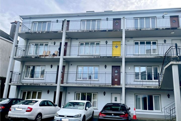Apartment 9A, Eglinton Court, Woodquay, Co. Galway, H91W7Y2