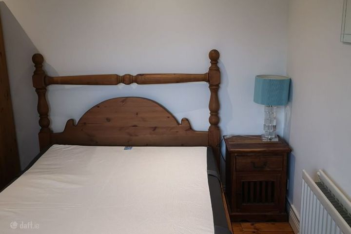 Castle Court, Clontarf, Dublin 3