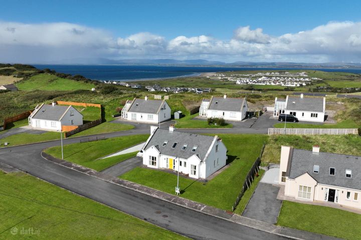 Ardeelan Cottages, Rossnowlagh, Ireland, Co. Donegal, F94K138