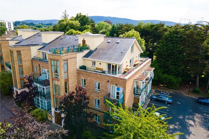 12 The Willows, Dunstaffhage Hall, Stillorgan, Dublin