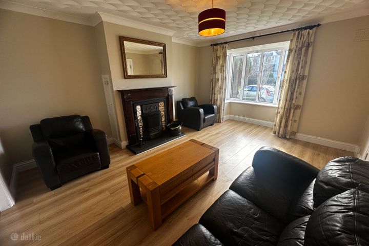 98 Ros Ard, Cappagh Road, Knocknacarra, Co. Galway