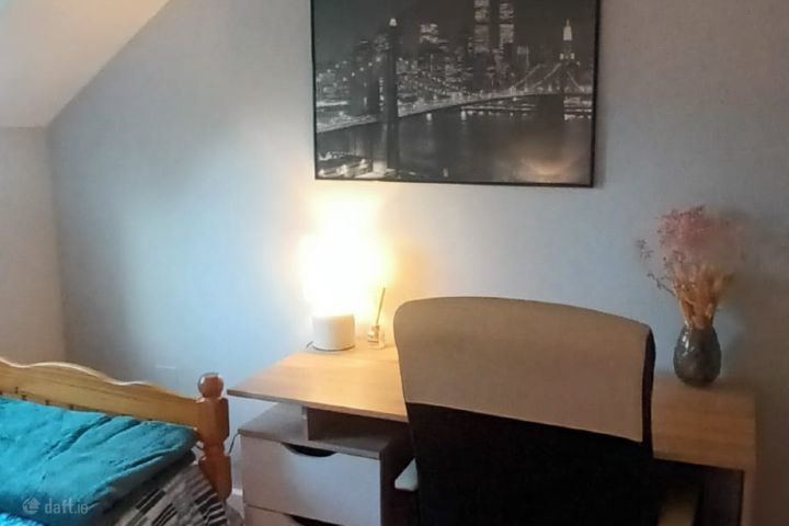 Kingswood Cross old naas road, Baldonnell, Dublin 22