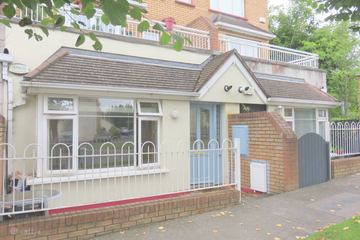 4 Newlands Manor Drive, Dublin 22, Dublin