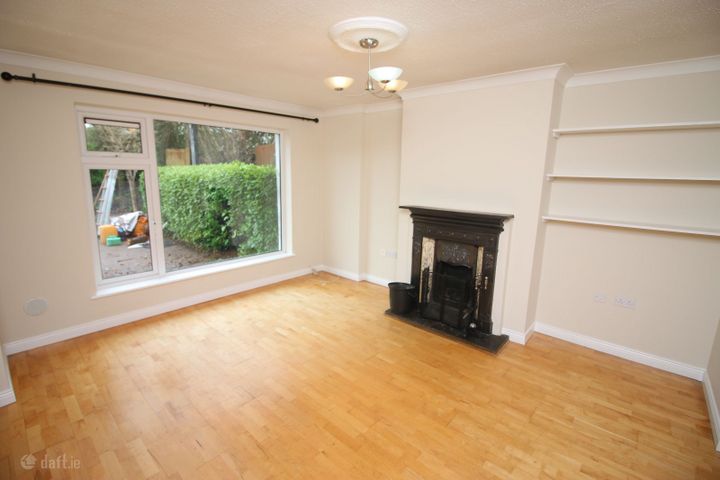 13 Manor Grove, Thornbury View, Rochestown, Co. Cork