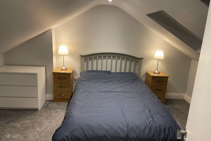 Castle Rd, Lucan, Co. Dublin