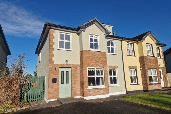 9 Cnocan Dubh, Cloonfad, Ballyhaunis, Roscommon