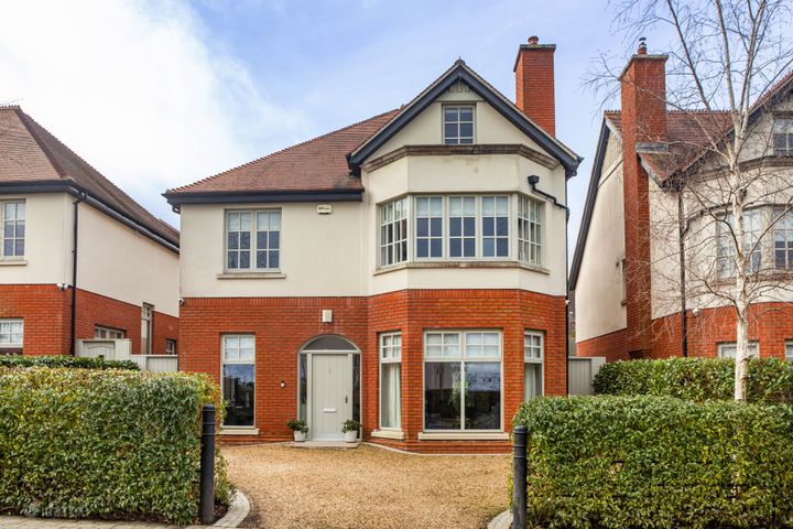 6 Claremount, Claremont Road, Foxrock, Dublin 18, D18X9K4