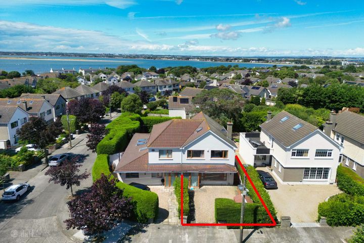 1 Saint Fintan's Crescent, Sutton, Dublin 13, D13W5W4