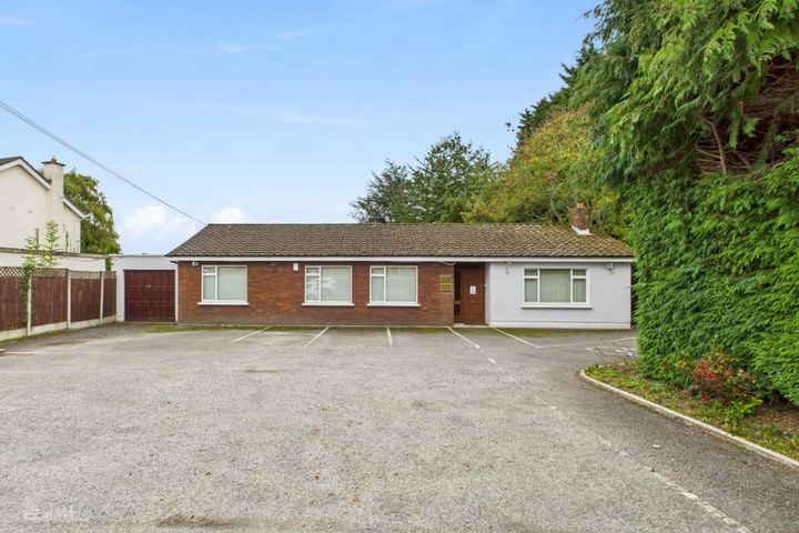 Raheen, Clonsilla Road, Clonsilla, Dublin 15, Co. Dublin, D15TC6X