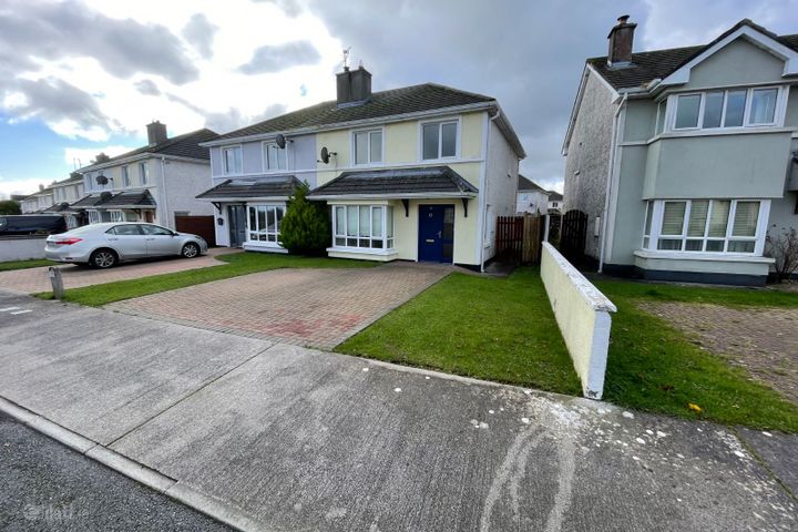 72 Fairways, Tubbercurry, Co. Sligo, F91X5Y9