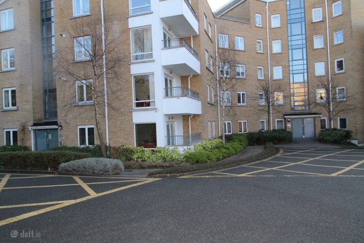 Malin Hall, Waterville Terrace, Waterville, Blanchardstown, Dublin 15