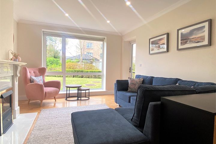 18 Roscam House, Roscaoin, Galway