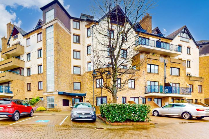 329 Block 17b, Marina Village, Malahide, Co. Dublin