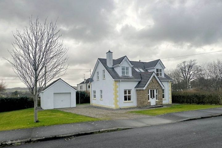 48 DUNALAINN, CULDAFF, Co. Donegal, F93TD54
