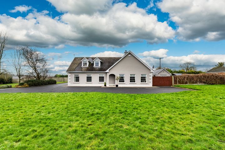 Buttermilk Lane, Hatters Cross, Prosperous, Co Kildare, W91E54F