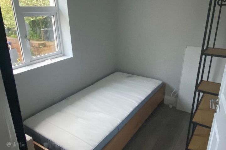 Rosmadda West, Ardnacrusha, Co. Clare