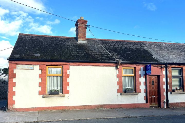 4 Stradbrook Cottages, Stradbrook Road, Blackrock, Co. Dublin, A94Y2N3