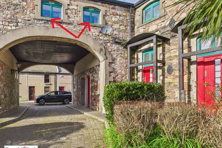 27 The Pillar, King Street, Wexford Town, Co. Wexford, Y35HF9V