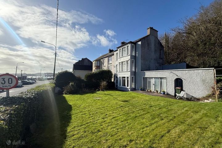 3 Fairy Hill, Strand Road, Monkstown, Co. Cork, T12FN5C