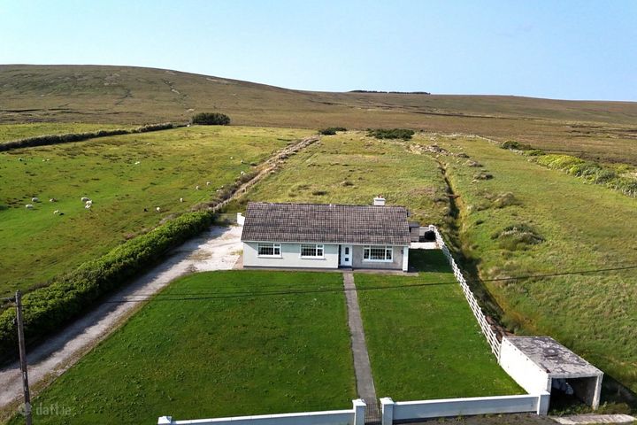 Muingaroon, Barnatra, Ballina, Co. Mayo, F26K768