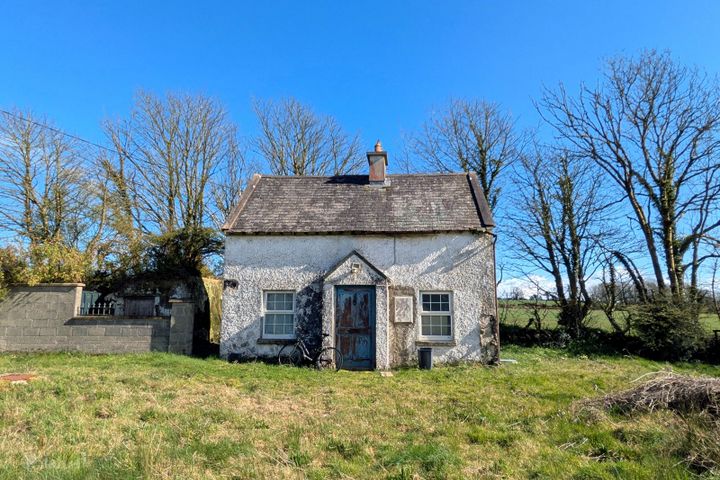 The Old Castle, Yolegrove, Taghmon, Co. Wexford, Y35F861