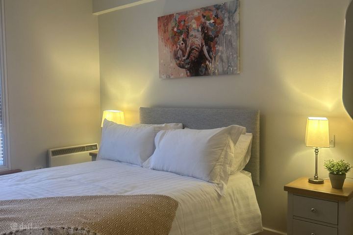 Apartment 7 , 2-4 Coppinger Row, Dublin 2