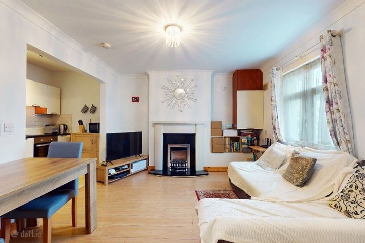 116 Holywell Park, Swords, Co. Dublin, K67FF29 - Photo 3