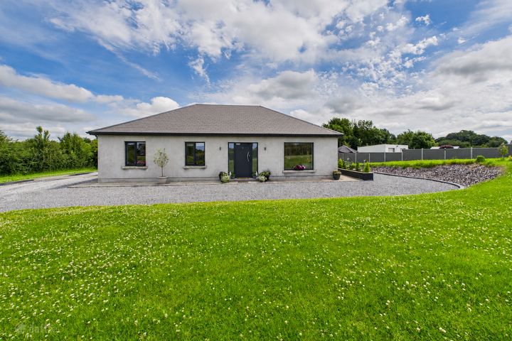 Ballymurray, Mount Temple, Athlone, Co. Westmeath, N37A6W2
