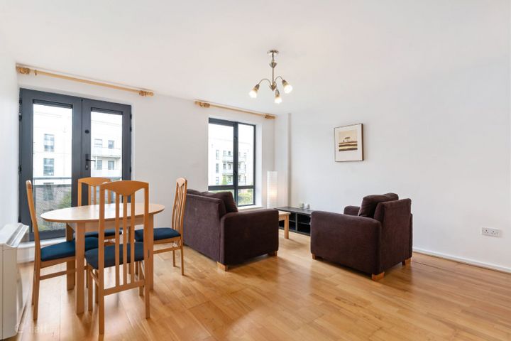 Apartment 20, Compass Court North, Pelletstown Avenue, Royal Canal Park, Dublin 15, D15PR94
