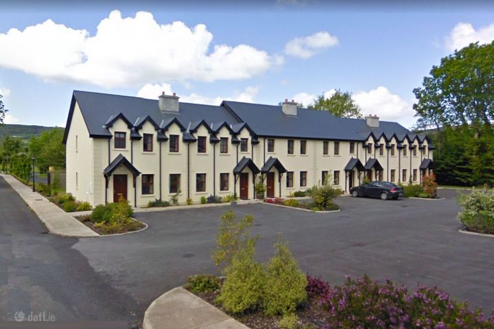 Carrownakilly Quay, Ballycuggaran, Ogonnelloe, Killaloe, Co. Clare