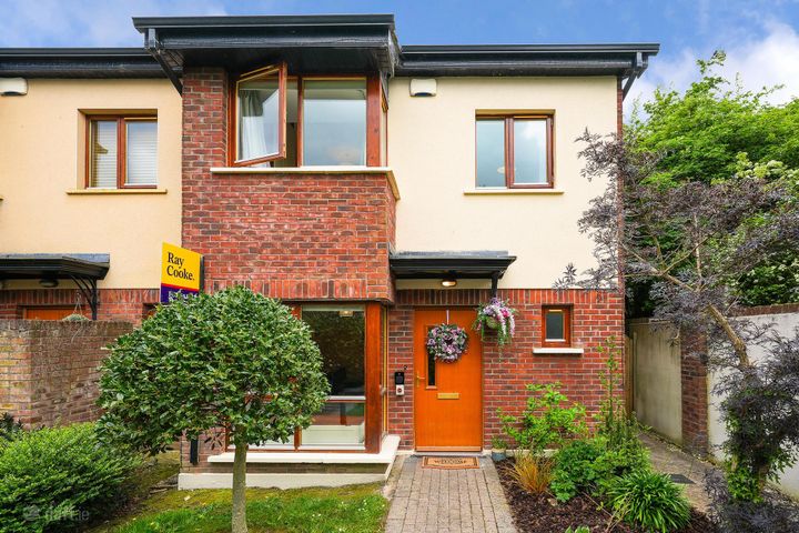 14 Blackthorn Hill View, Rathcoole, Co. Dublin