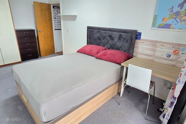 Apartment 80, Sandyford View, Blackglen Road, Dubl, Ballinteer, Dublin 18