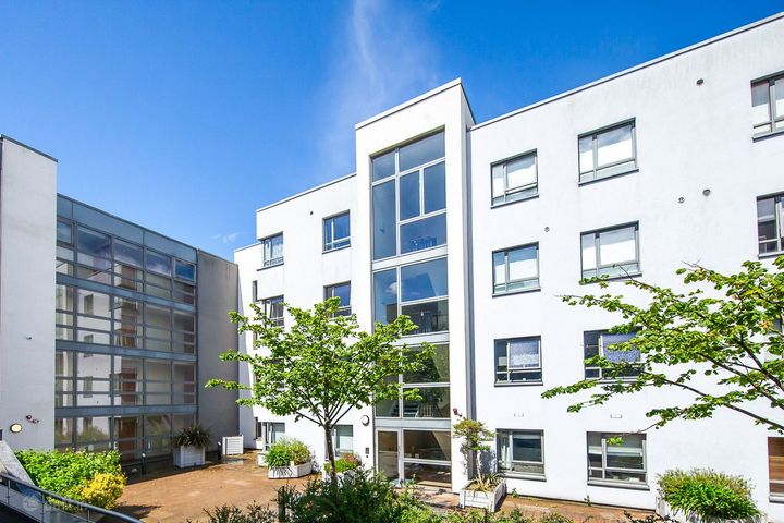 Apartment 33, Grove Court, Blanchardstown, Dublin 15, D15WN3K