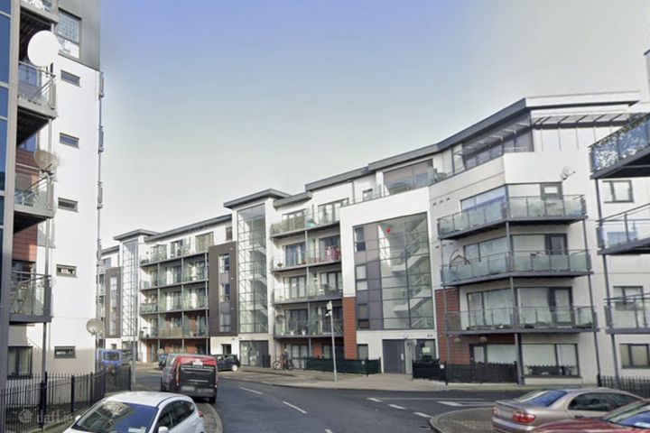 Meridian Court, Royal Canal Park, Dublin 15
