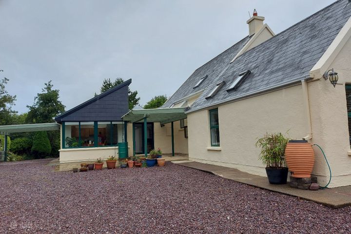 Bruagh Rí, Coad, Caherdaniel, Westcove, Co. Kerry, V93VY50