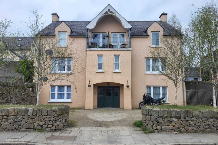 10a Cuirt An Gleanna, Main St, Aughrim, Wicklow