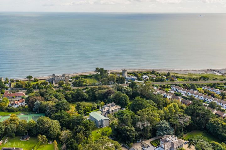Dún Mhuire, Seafield Road, Killiney, Co. Dublin