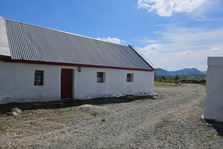 Carrowkennedy, Westport, Co Mayo