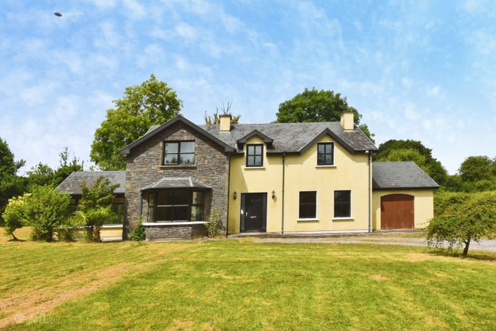 Raleigh North, Macroom, Macroom, Co. Cork, P12RH27