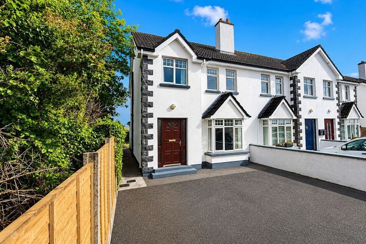 17 Dun Chaoin, Dunmore, Co. Galway, H54HC60